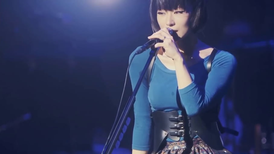 ニューアルバム『百薬の長』グッズが炎上！椎名林檎のヒット曲は？